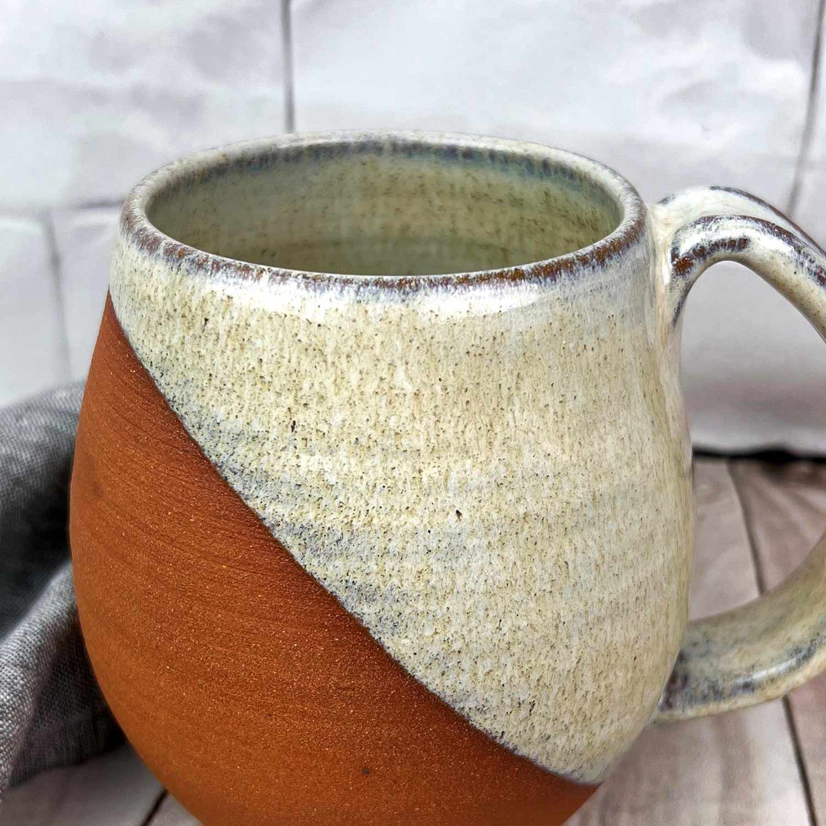 White Speckled Modern Mug – Glacier Lane Ceramics