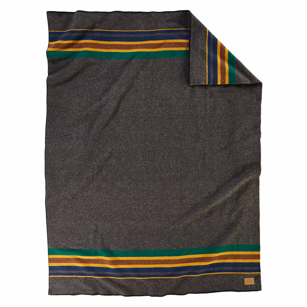 Pendleton Yakima Camp Throw Oxford | Made In Washington | Western Gifts | Camping Gifts | Blankets