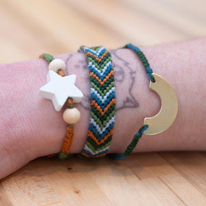 The Works Seattle Friendship Bracelets Kits | Made In Washington | DIY  bracelets