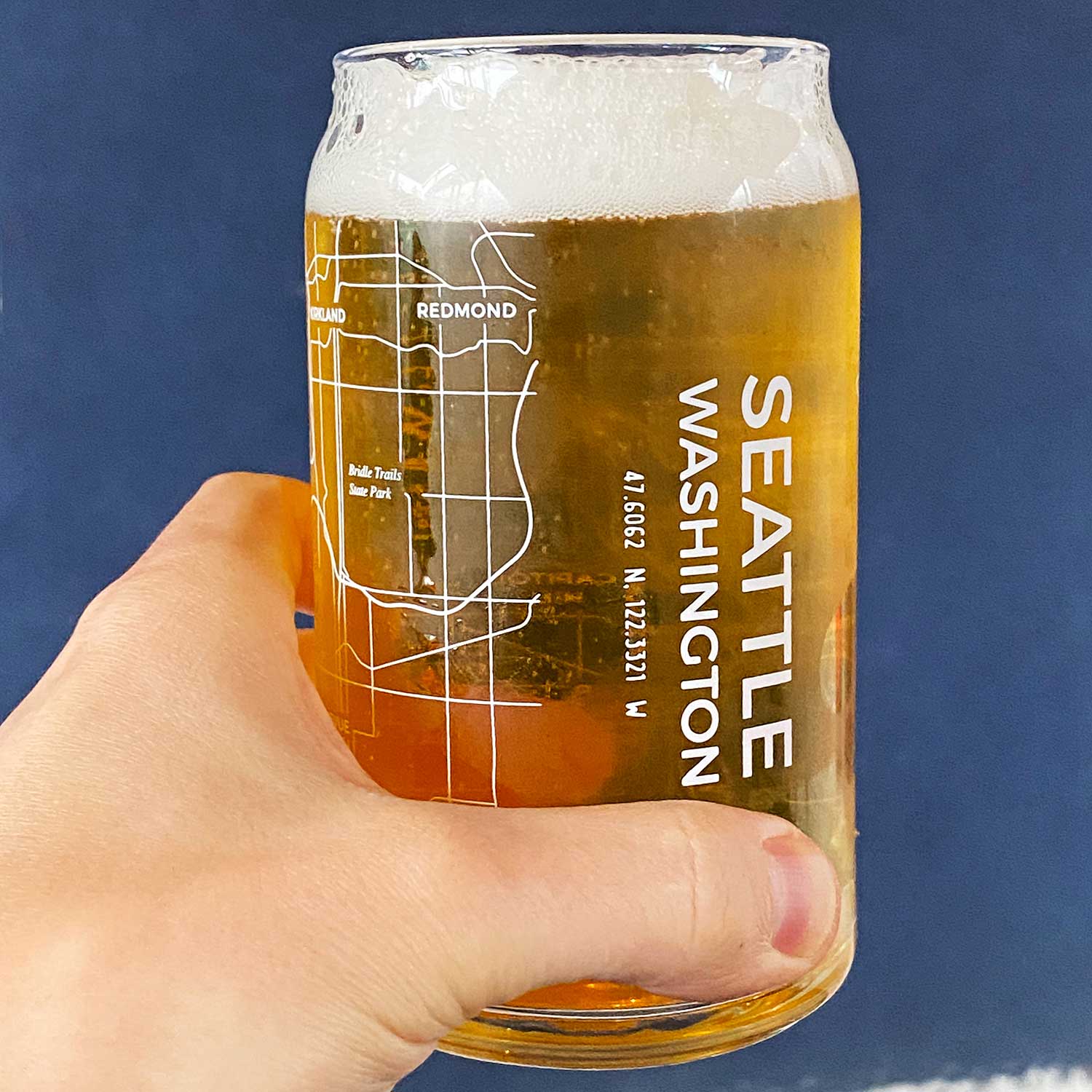 https://madeinwashington.com/cdn/shop/products/6-09068-The-Beer-Can-Seattle-Glass.jpg?v=1662426979