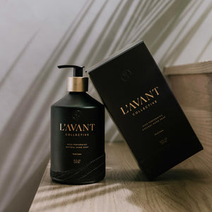 
            
                Load image into Gallery viewer, L&amp;#39;AVANT Hand Soap, Glass Bottle | Made In Washington | Fresh Linen Plant Based Hand Soap
            
        