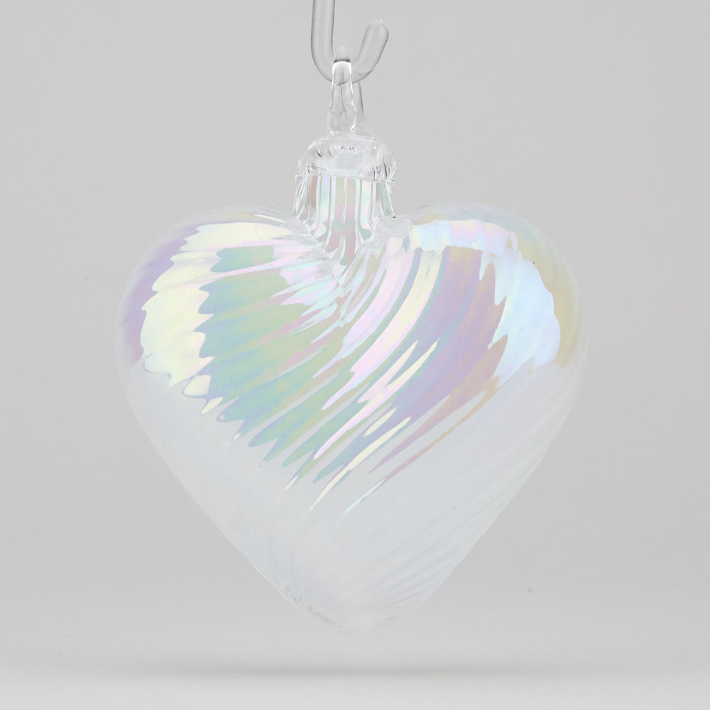 
            
                Load image into Gallery viewer, Glass Eye Studio Birthstone Heart | Made In Washington | June Birthdays Pearl
            
        